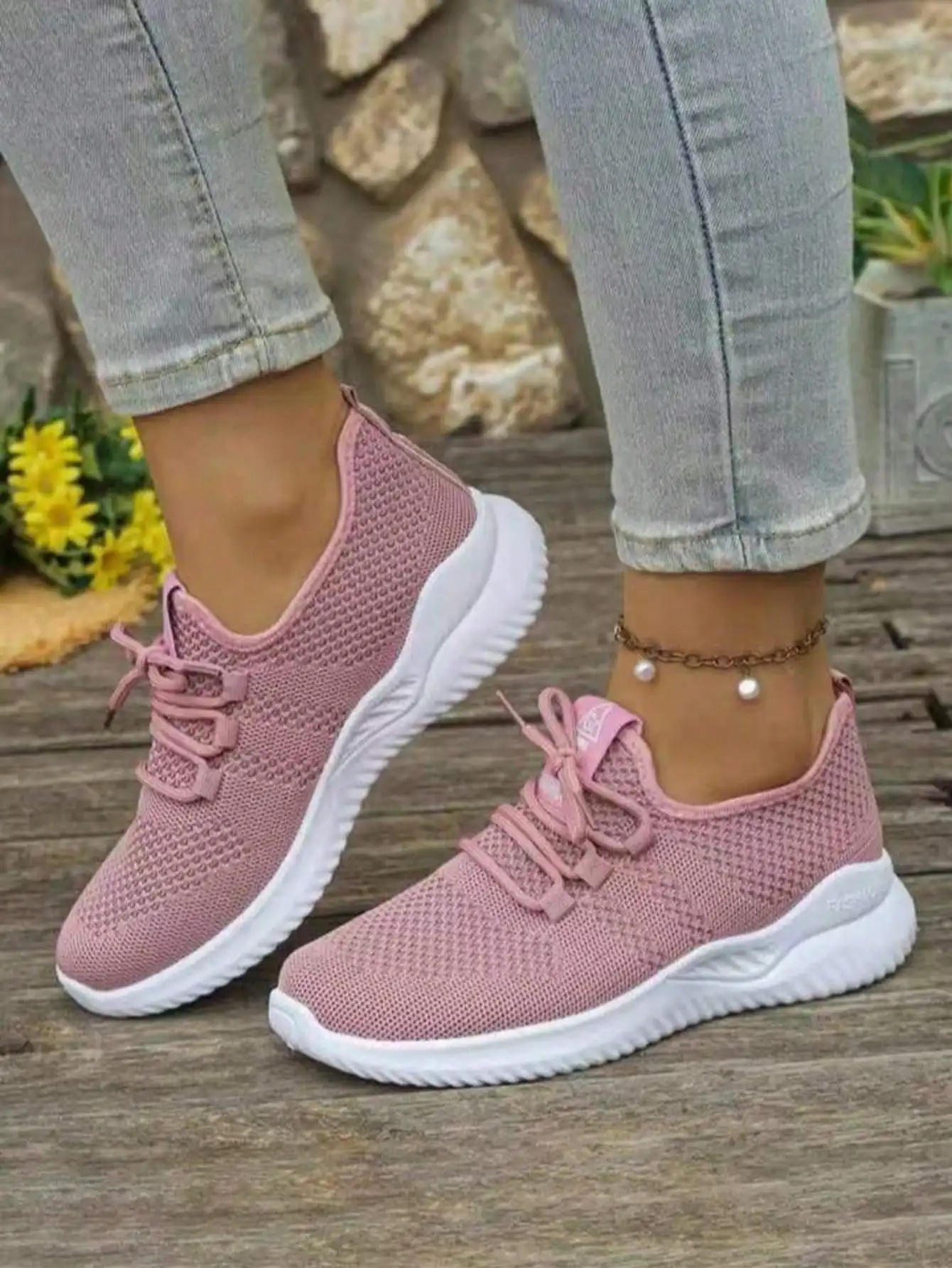 Women's Lightweight Walking Sneakers Breathable Mesh Upper Non-Slip Outsole Comfortable Slip-On Casual Shoes 7