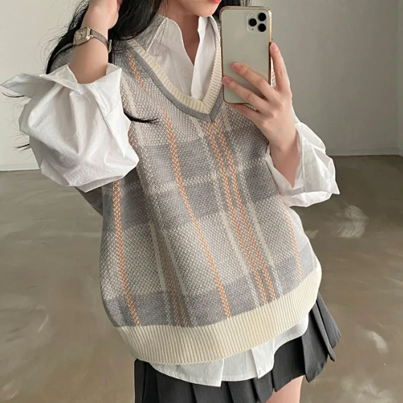 Vintage V-neck Plaid Sweater Vest Women Autumn Winter Vintage Knit Sweaters Pullover Loose Korean Knitwear Tops Pull Femme 23875