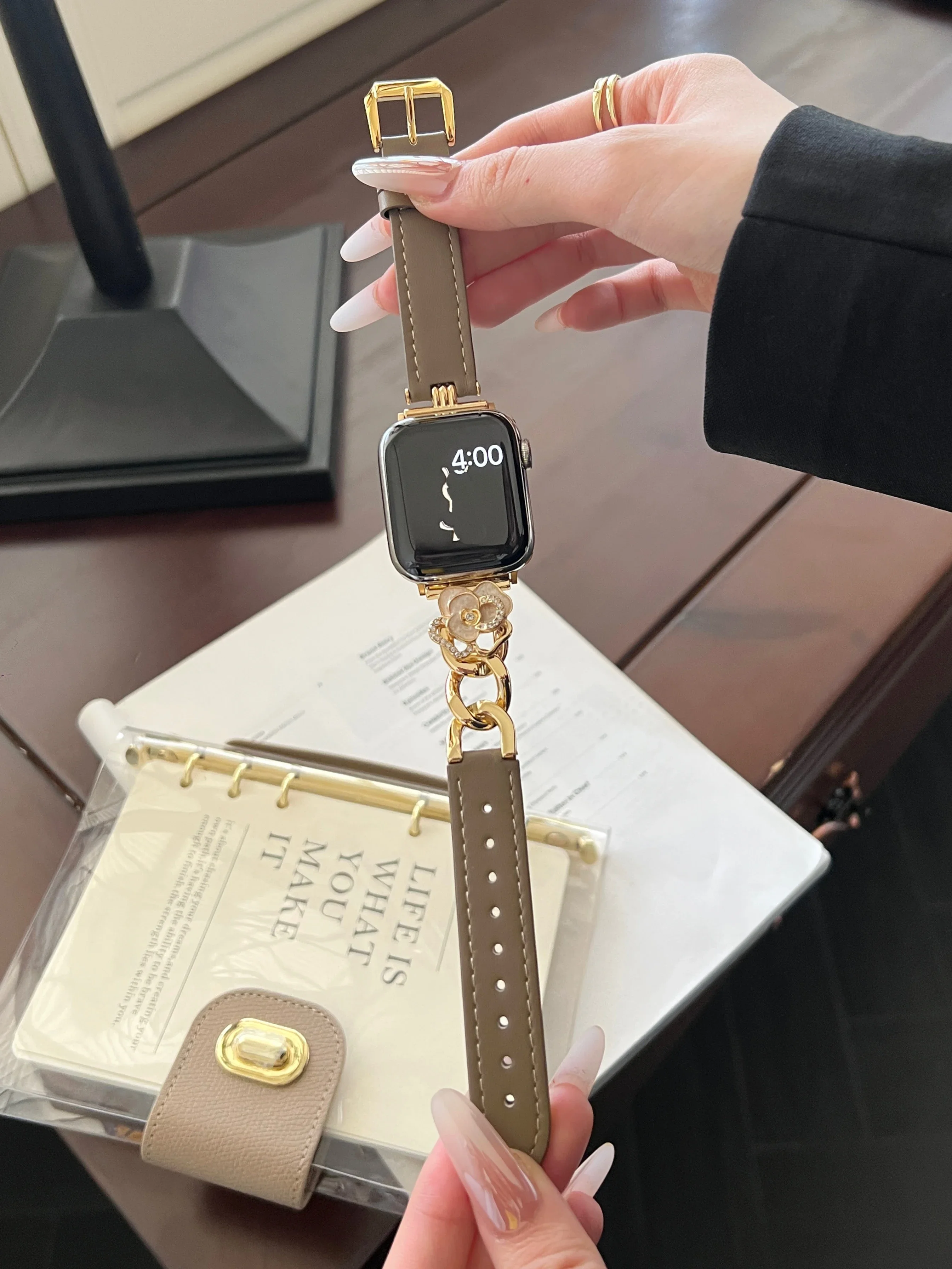 Camellia flower cowhide pearl oil alloy watch strap For Apple Watch band 44 40 45 41 49 42 38 45 mm iwatch 9 se 5 6 8 7 Ultra 2