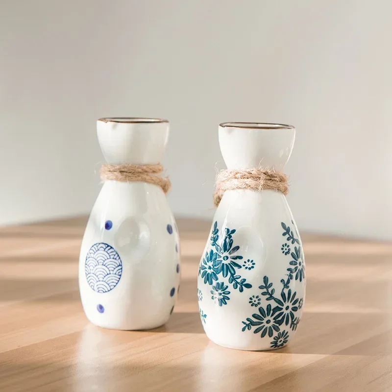 Vintage Japanese Sake Ware Ceramic Flower Wine Pot and Cup Home Kitchen Restaurant Wine Dispenser Drinking Supplies Accessories