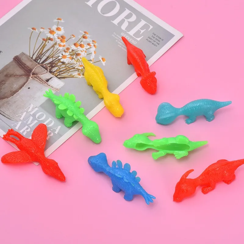 Finger Ejection Dinosaur Toys Rubber Dinosaur Slingshot Boys Stress Relief Toys Kids Decompression Gift Toy Party Favors 5/10Pcs stress relief toys finger dinosaur toys