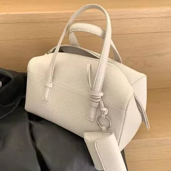 Borsa Boston Minimalista Grande Capacità Nuova Collezione Primavera Estate 2026, Versatile Casual a Tracolla per Pendolarismo