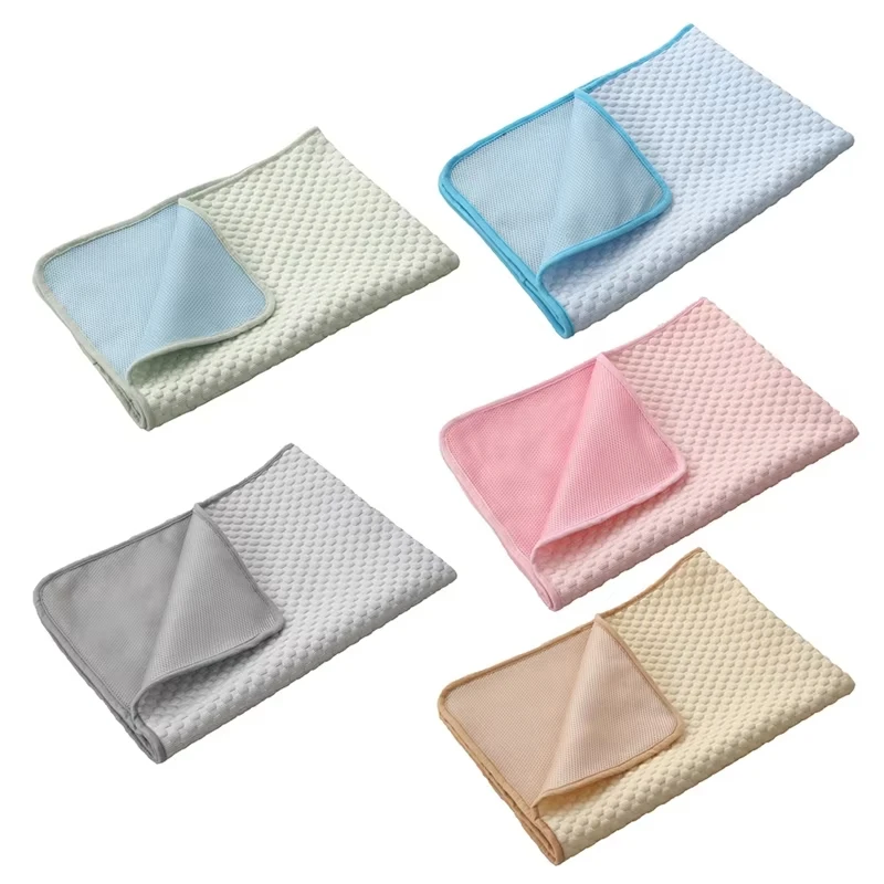 Cooling Mat For Dogs And Cats Waterproof Pet Bed For Summer_voghion.com