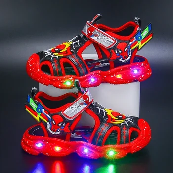 2025 Nuovi bambini Disney LED Sandali sportivi Estate Cartoon Spiderman Sandali per ragazzi Scarpe da spiaggia casual Suola morbida Scarpe per bambini 1