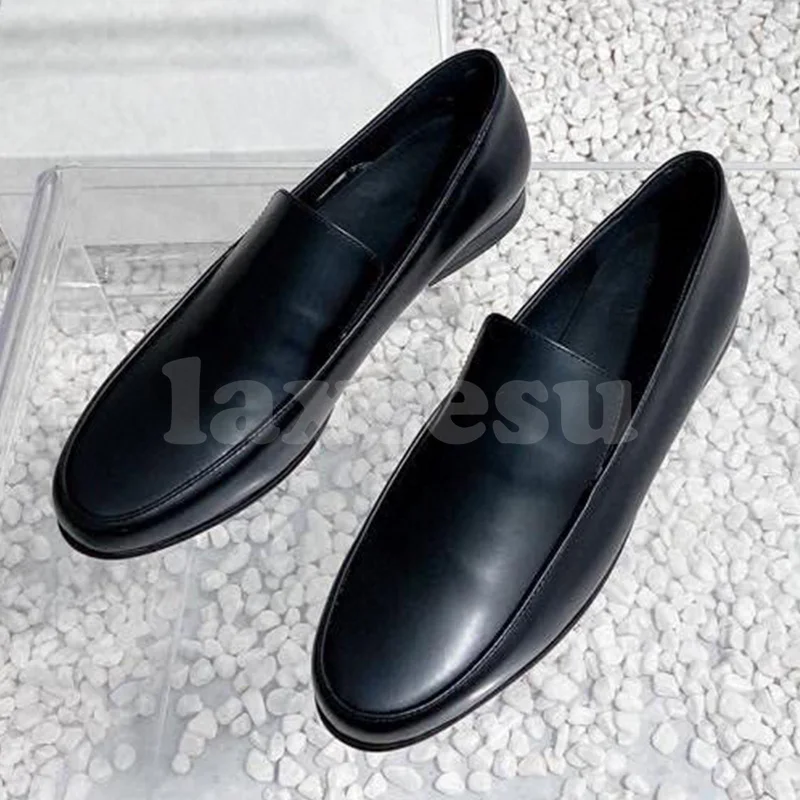 

Туфли женские из натуральной кожи, на плоской подошве, Размеры 35-40