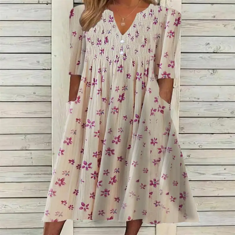

Plus Size Women's Short Sleeve V-neck Pink Floral Printed Midi Dress