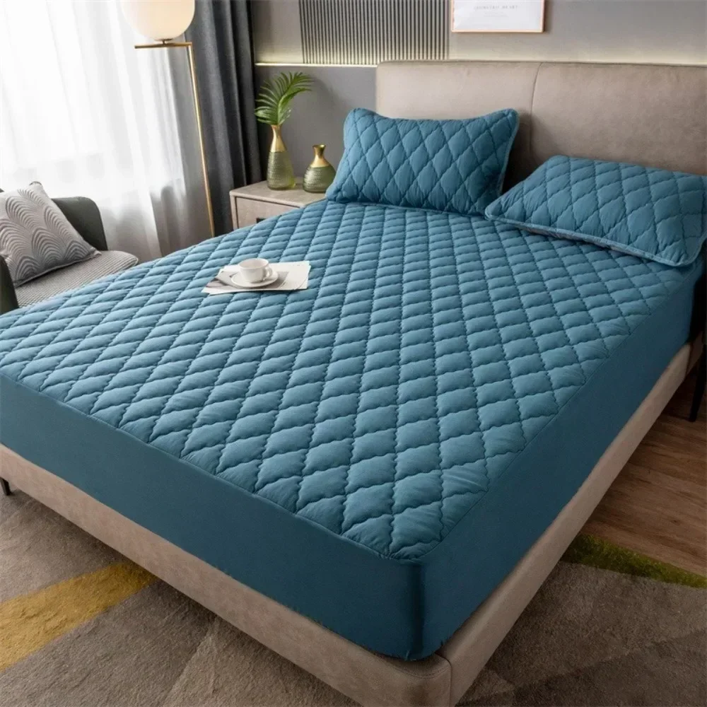 Waterproof Thicken Mattress Cover Protector Non-Slip Bed King & Queen Size Soft Skin-Friendly Bed Cover Fitted Machine Washable