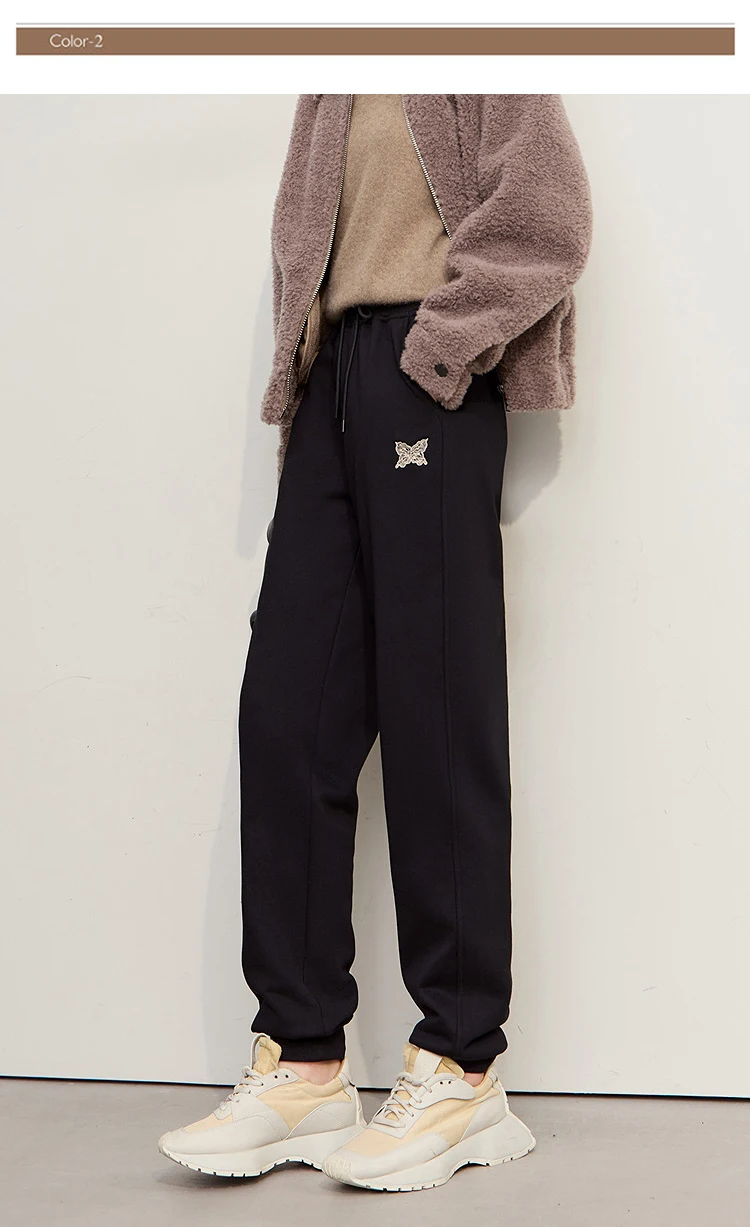 Amii Tapered Sweatpants 2025 Winter New Versatile Thicken Warm Women's Pants Butterfly Embroidery Fit Casual Trousers 12544153