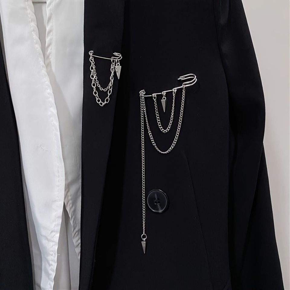 Y2K Star Cross Chain Brooch Pin Goth Punk Pin Skirt Retro Cardigan Clip Sweater Collar Clip Dress Shawl Clips Women Party Brooch