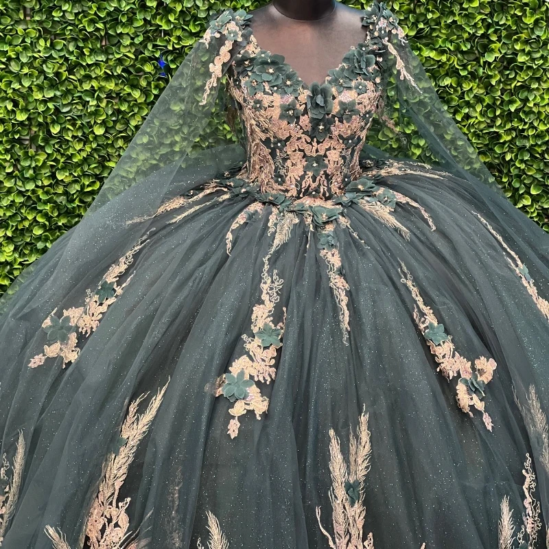 

Blackish Green Ball Gown Quinceanera Dresses with Cloak Cape Cathedral Train Applique Floral Corset vestidos de xv años modernos