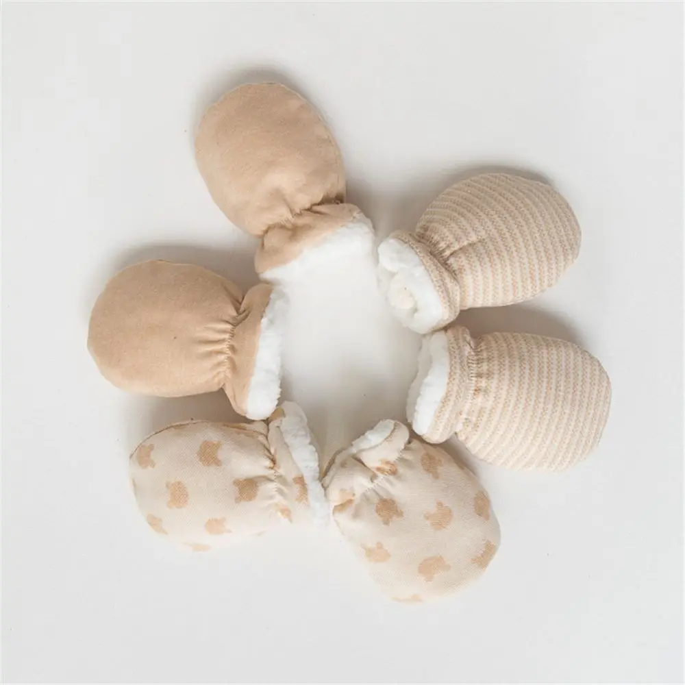 Newborn gloves winter baby anti-grab mittens full finger boys girls thicken warmer fleece gloves toddler infant mittens
