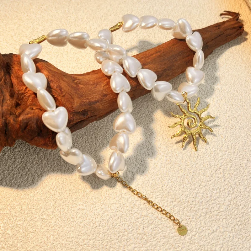 Elegant Thick Heart Pearl Neckalce Handmade Beading Lava Textured Twist Gold Color Sun Pendant Clavicle Choker Collar Jewelry
