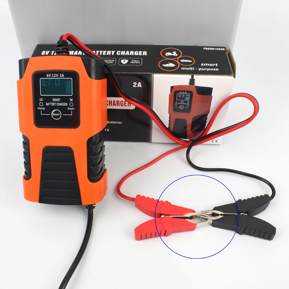 Intelligent charger for 6V and 12V vehicle batteries with LCD display