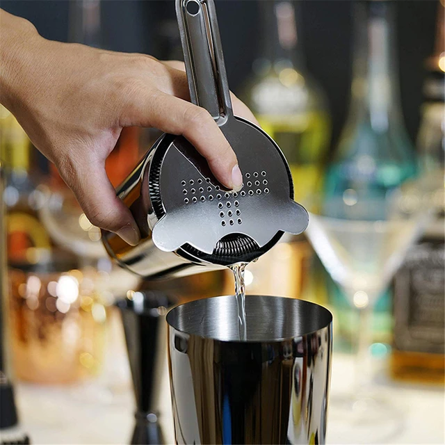 MixMaster Pro: Deluxe Stainless Steel Cocktail Set - Image 6