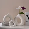 European Pink Ceramic Openwork Vase Flower Arrangement Plant Decoration Entrance Dining Table Vase Interior Ornaments Decoration 4