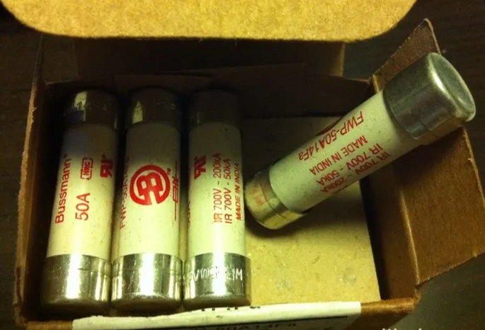 

Fuses: FWP-80A22Fa 80A 700V / FWP-25A22F / FWP-32A22F / FWP-40A22F / FWP-50A22F / FWP-63A22Fa / FWP-100A22Fa / FWP-120A22Fa aR