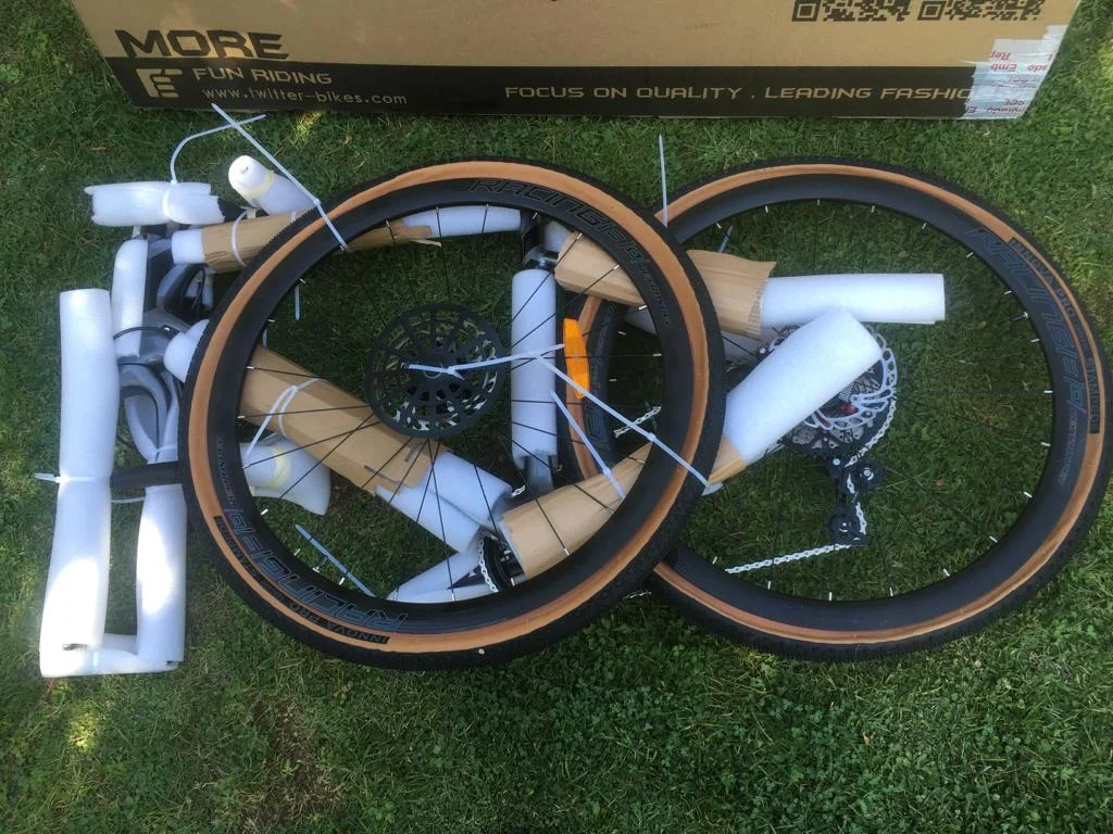 Bicicleta híbrida 700C con frenos de disco hidráulicos DEORE 12 Kit de transmisión Neumáticos máximos Bicicleta todoterreno de grava 38C