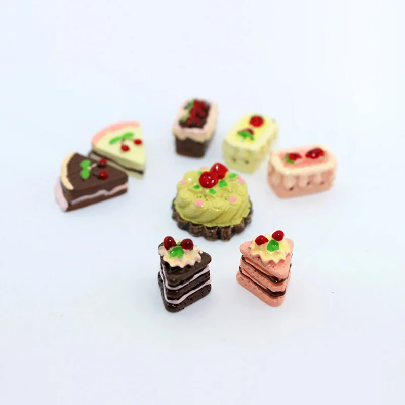 8Pcs/Set Creative Small Cake Decoration Models Miniature Sweet Food Dollhouse Accessories Handmade Miniatures Figurines Crafts
