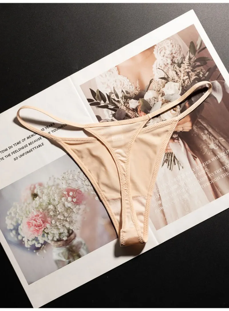 leopard low rise thong back detail