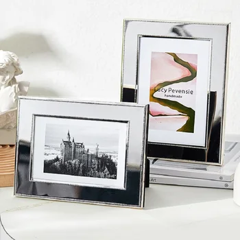 Modern Silver Picture Frame 1