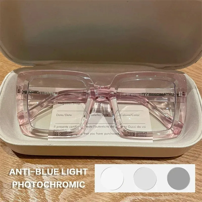 C2-Photochromic