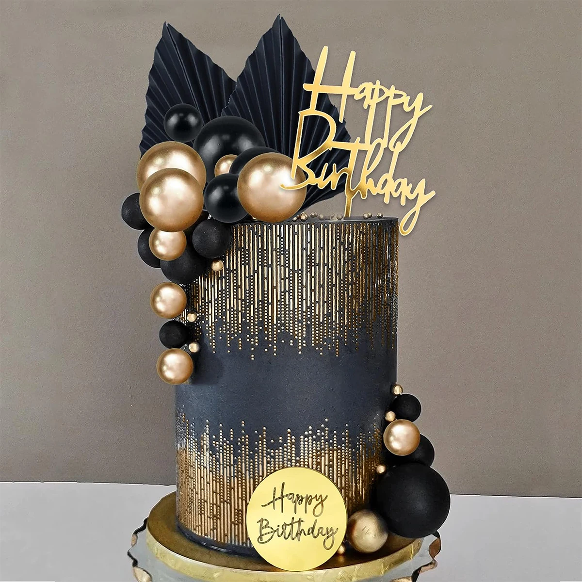 D coration de G teau d Anniversaire en Forme de Boule Noire et Dor e 
