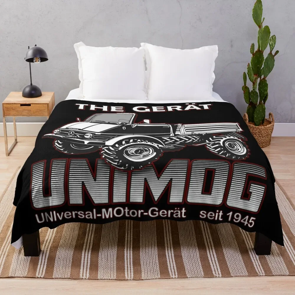 The Great Unimog (Universal-Motor-Ger?T) - On Black Throw Blanket Decorativi Ponderati Hairys Coperte