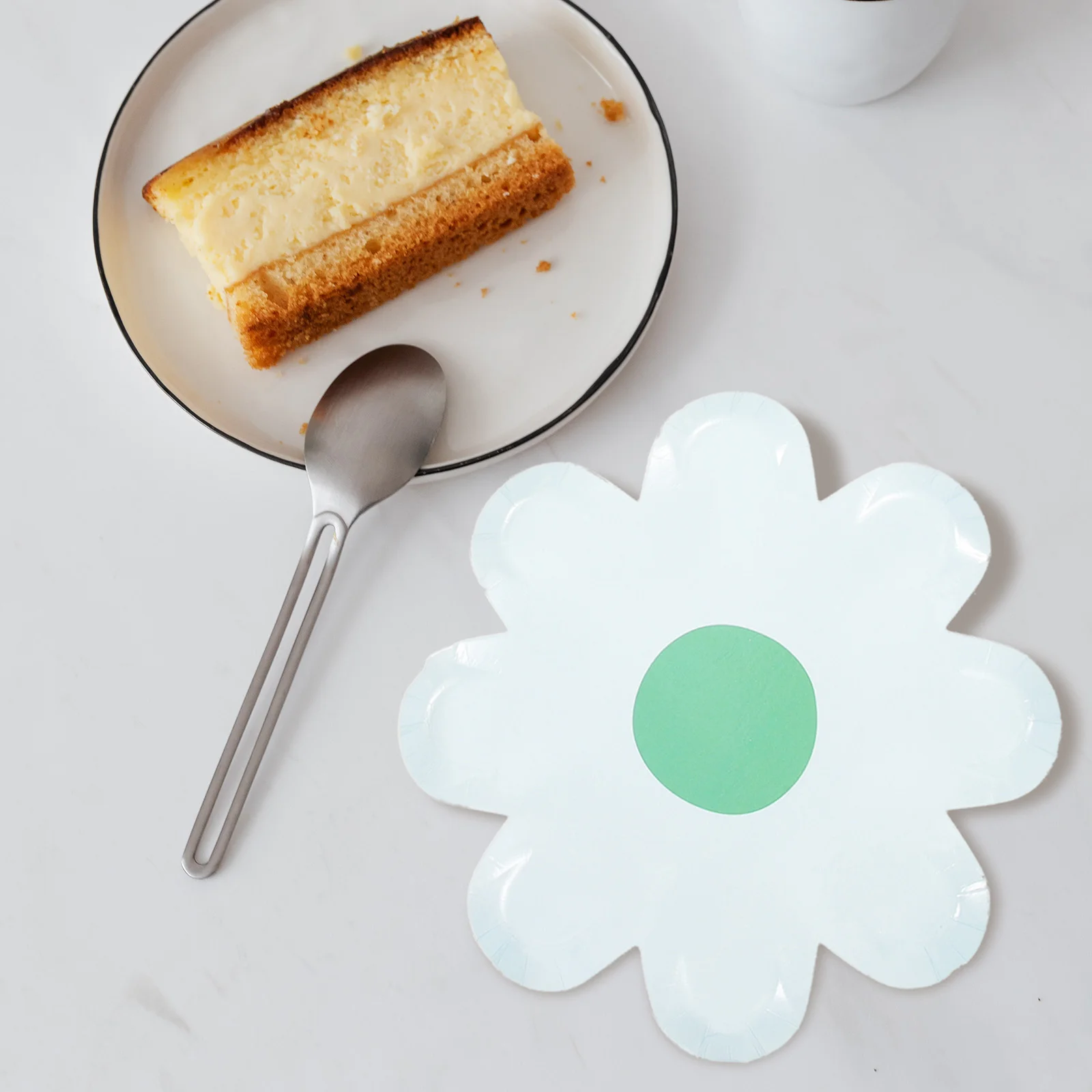 

Disposable Paper Plates Cake Plates Flower Shaped Party Plates Picnic Paper Plates Birthday Party Decoration Supplies