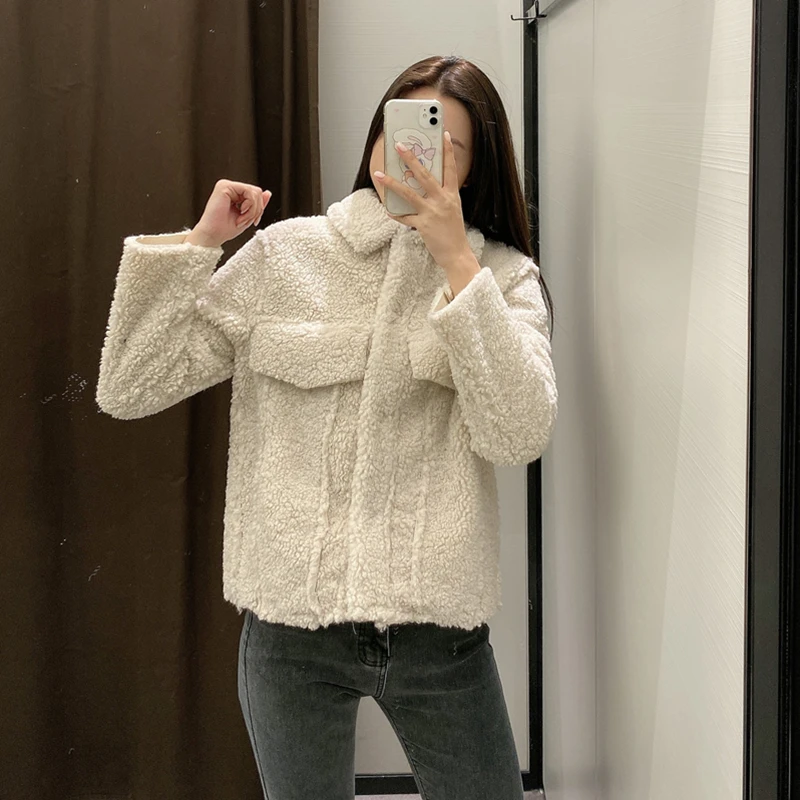 

2022 Autumn and winter women's new fashion retro lapel long-sleeved double-pocket lamb wool fleece jacket