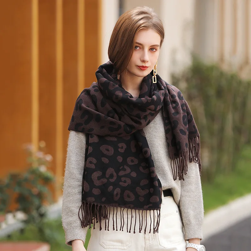 2022 nuova sciarpa da donna nappa imitazione Cashmere stampa leopardo  sciarpa all'ingrosso caldo scialle Foulard Femme Luxe Marque| | - AliExpress