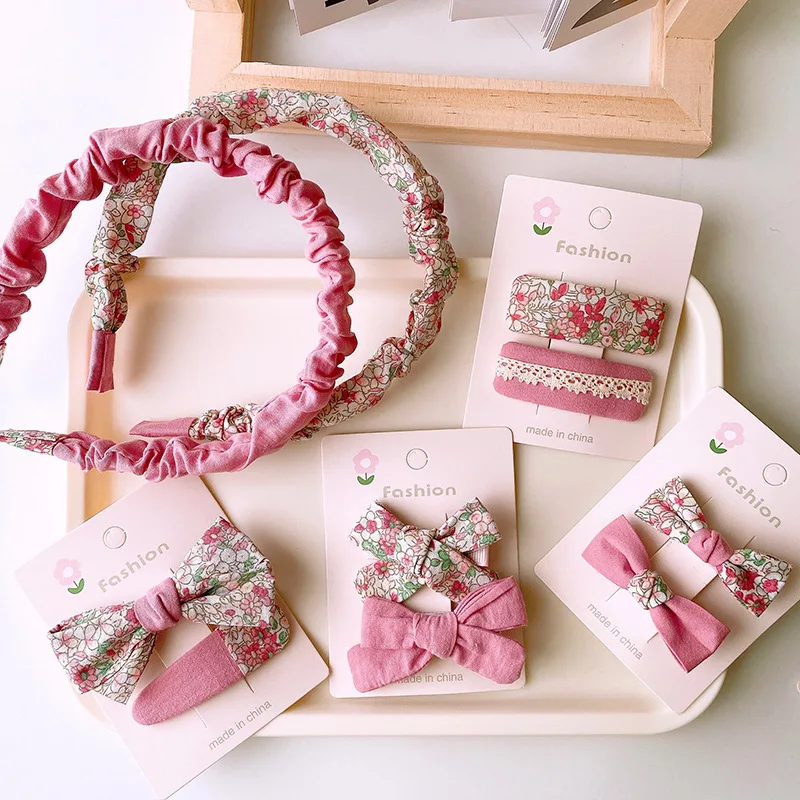 Рисунок 2 - Розовые детские аксессуары для волос