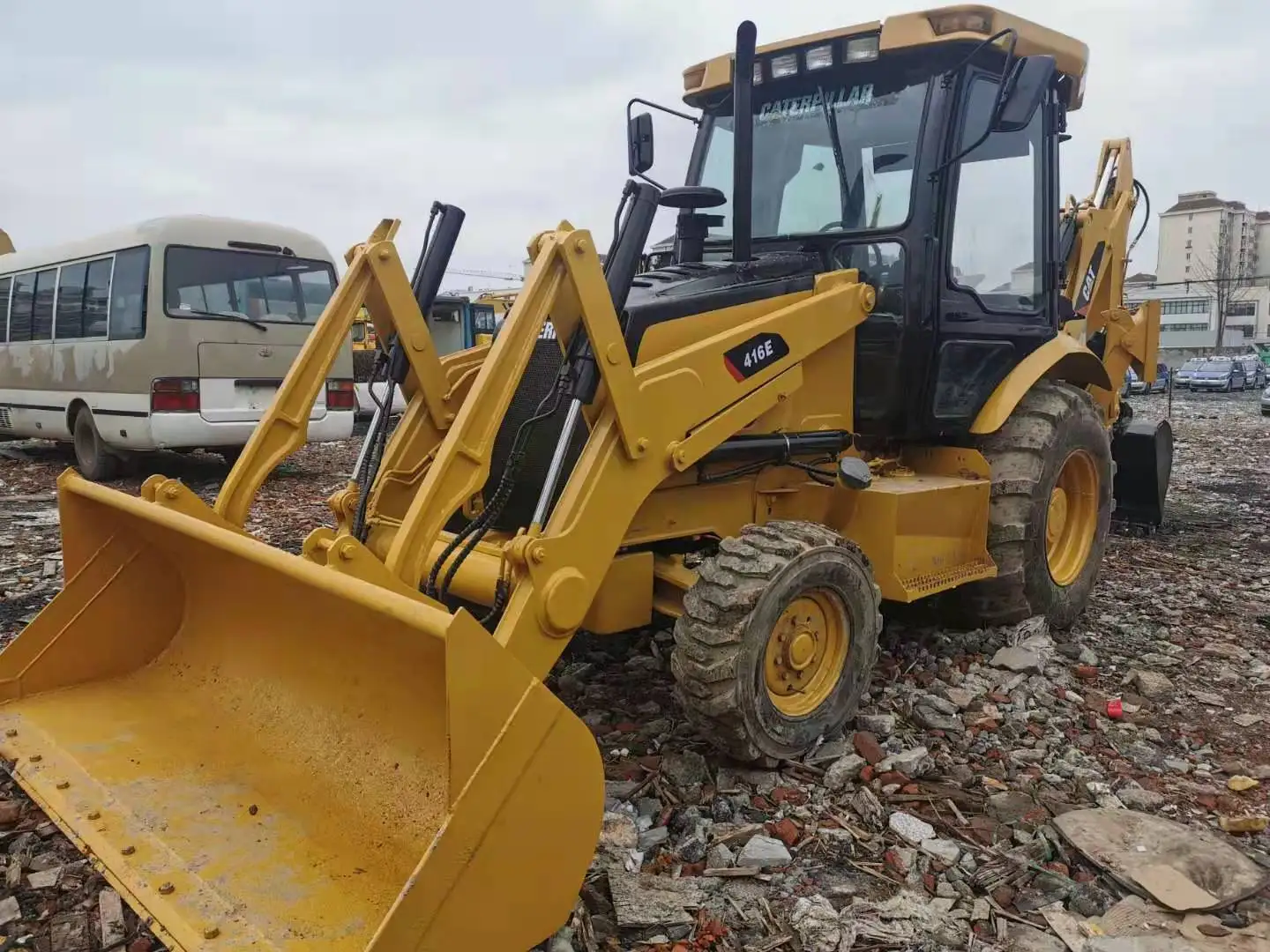 Рисунок 6 - Мини-экскаватор-погрузчик 4X4