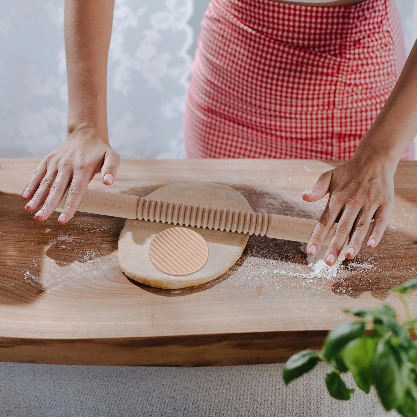Description Picture 2 of item1Pcs Wooden Screw Thread Rolling Pin Non-Stick Rolling Stick Kitchen Tool Baking Dough Roller for Dumplings Pasta Pizza