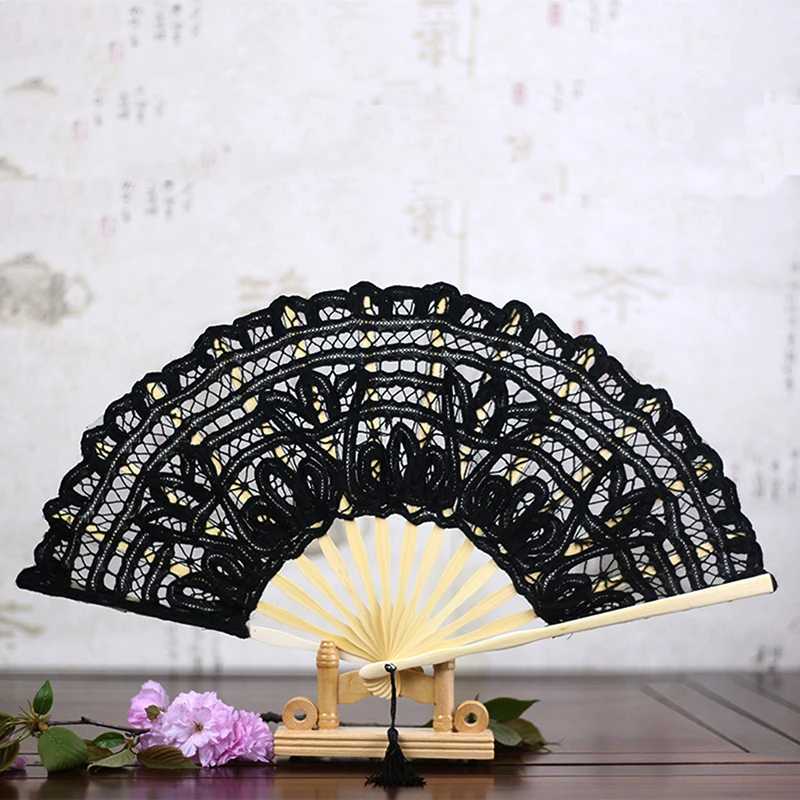 

50/60pcs Chinese Style Decorative Bamboo Fan Lace Fabric Silk Folding Dance Fan Flower Party Wedding Ball Gift For The Bride
