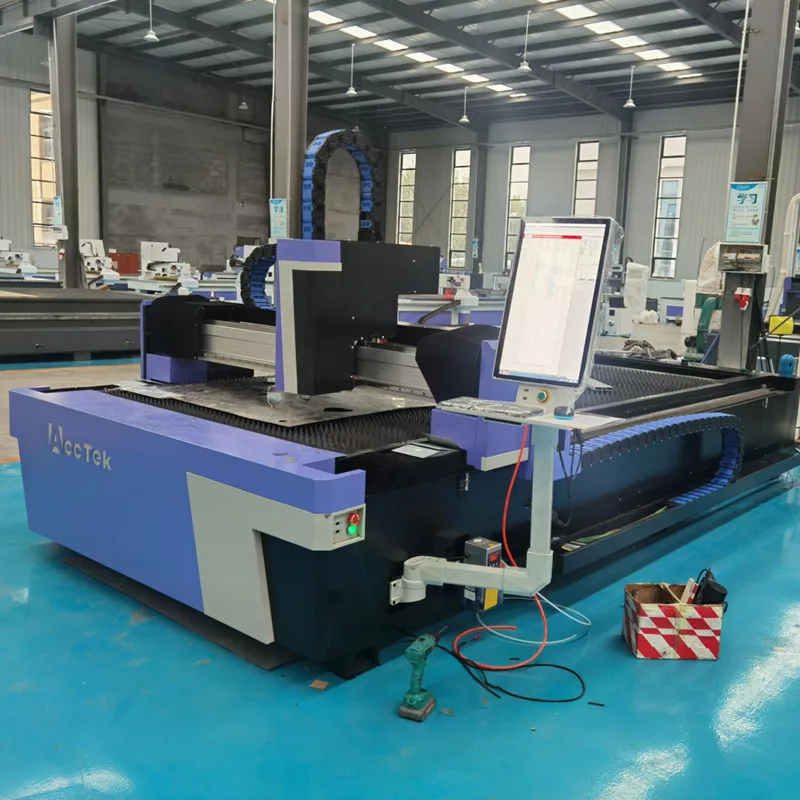 1KW 2kw 3kw 4kw 6kw Steel Laser Cutting machines Fiber Lazer 1530 CNC Sheet Metal Cutting Machine for Sale