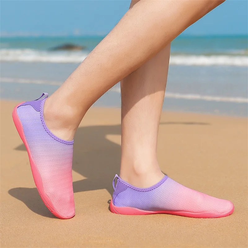 Beach Swmming Water Shoes Men Women Aqua Shoes Outdoor Qiuck-Fry Light Solid Color Breathable Footwear Hot Sale Size 35-46