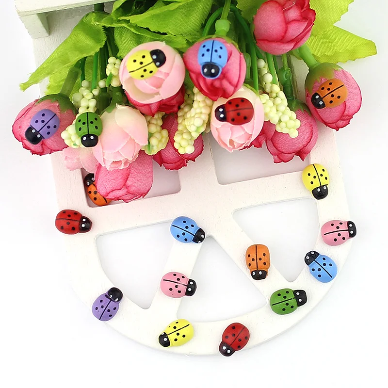 

100pcs Miniature Landscape Wood Beetle Succulent Moss Trinket Cartoon Mini Seven Star Ladybird DIY Home Statue Model Decoratio