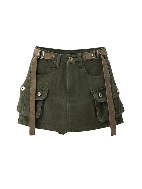 Cargo style mini skirt with belt