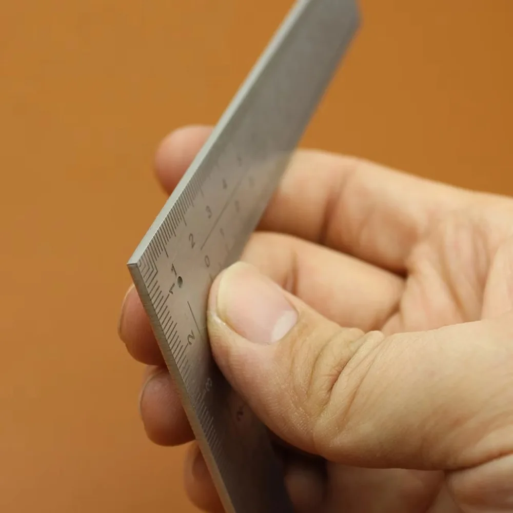 %E3%80%90Sleek%E3%80%91%20Stainless%20Steel%20Mini%20L%20Square%20Ruler%20Square%20L%20Shape%20Ruler%20Precision%20Measurement%20Tool%20Woodworking%20Tools%20Carpenter%20Tools%20-%20Image%206