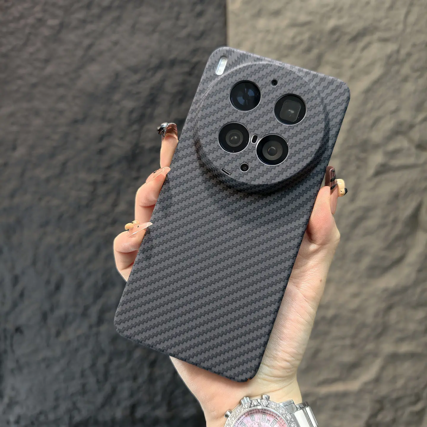 Trendy Matte Carbon Fiber Texture Shockproof Phone Case with Bumper Protection