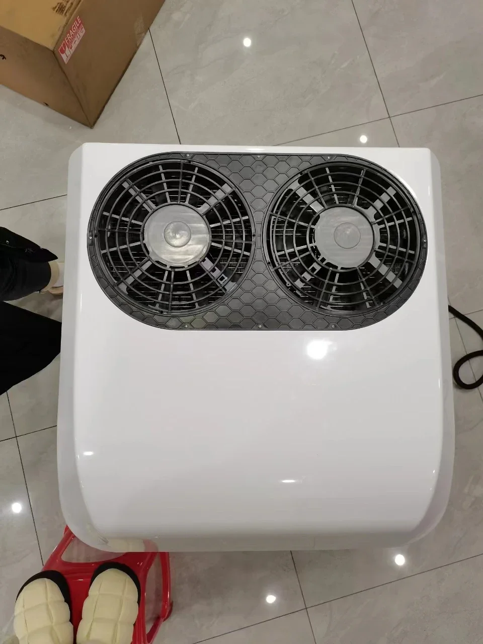 High Quality Rooftop Truck Air Conditioner 12V 24V Rapid Cooling for RV Truck Cab Cooling