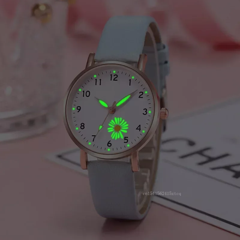 

Luxury Watches for Women Luminous Retro Female Watch Ladies Belt Back Light Leather Strap Quartz Wristwatches Montre Femme