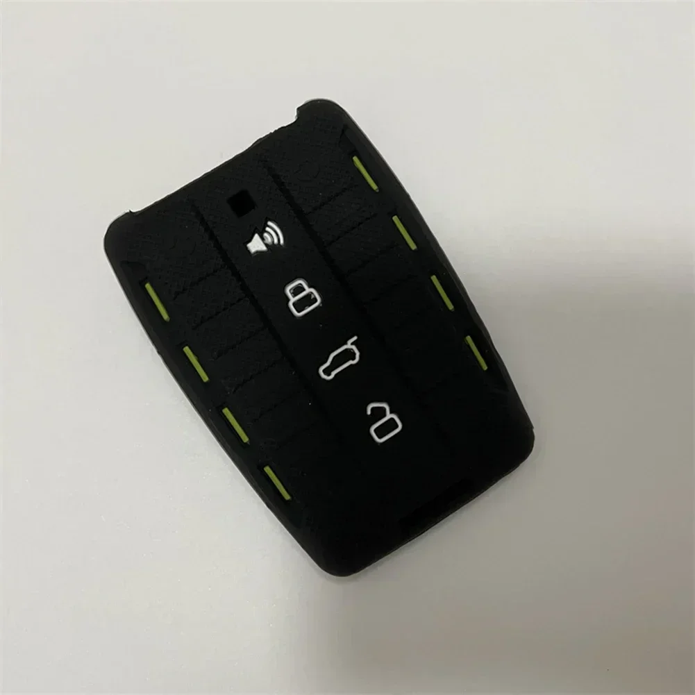 Dual-Tone Black and Green Silica Gel Car Key Protector Cover Set