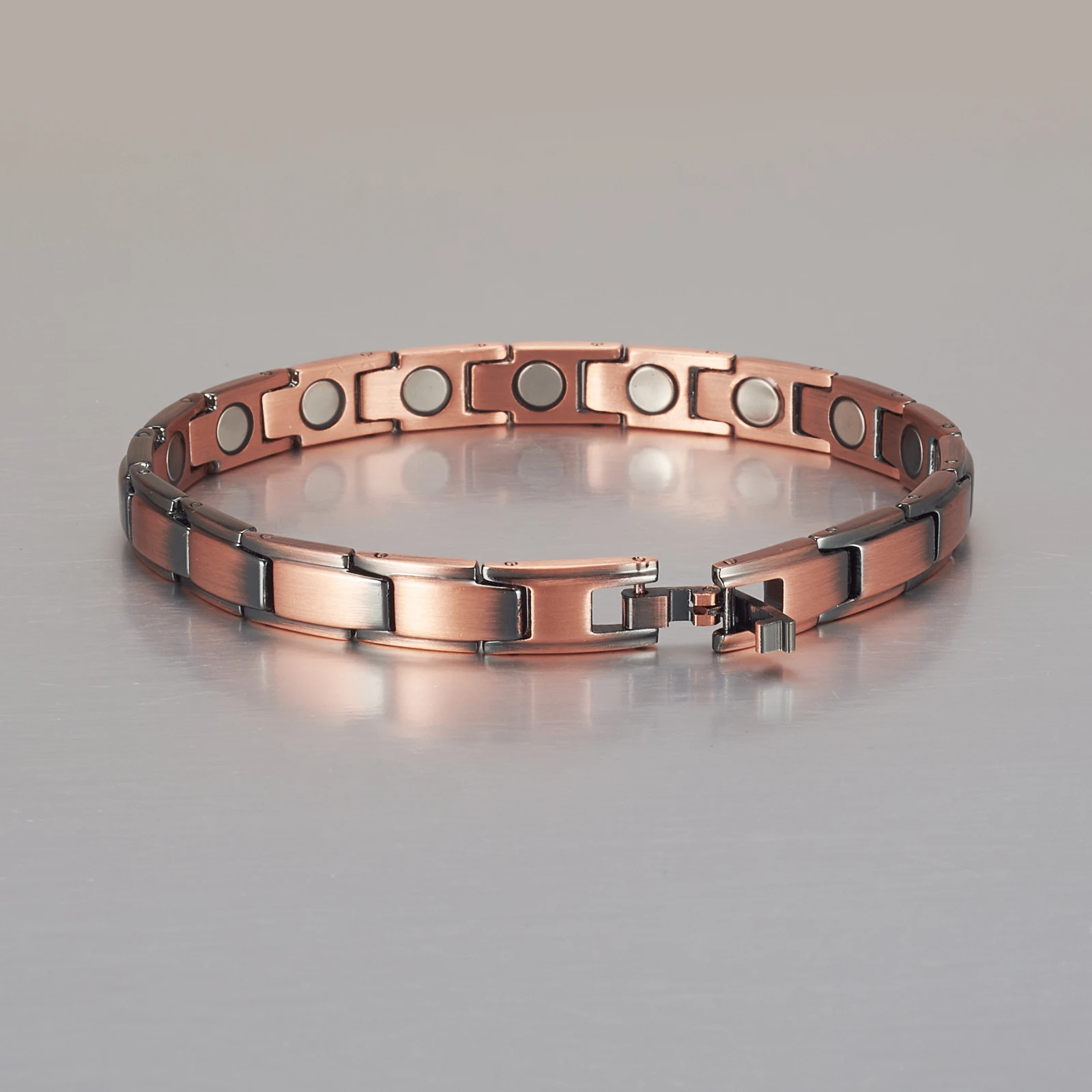 Buy Pure Copper Thick Bracelet for Men & Women with Attractive Look-d4 at  Amazon.in