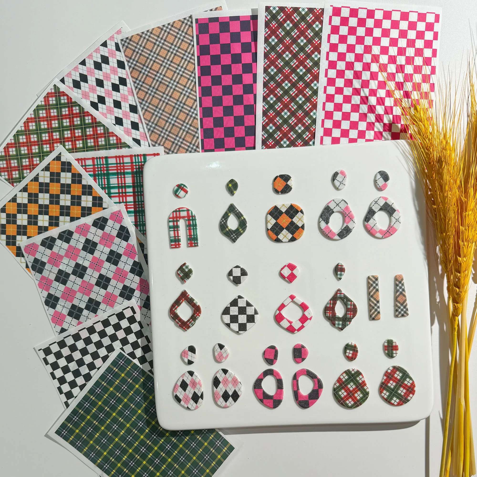 Description Picture 5 of itemPolymer Clay Special Watercolor Transfer Paper Striped Checkerboard Pattern DIY Soft Pottery Earrings Jewelry Coloring Tools