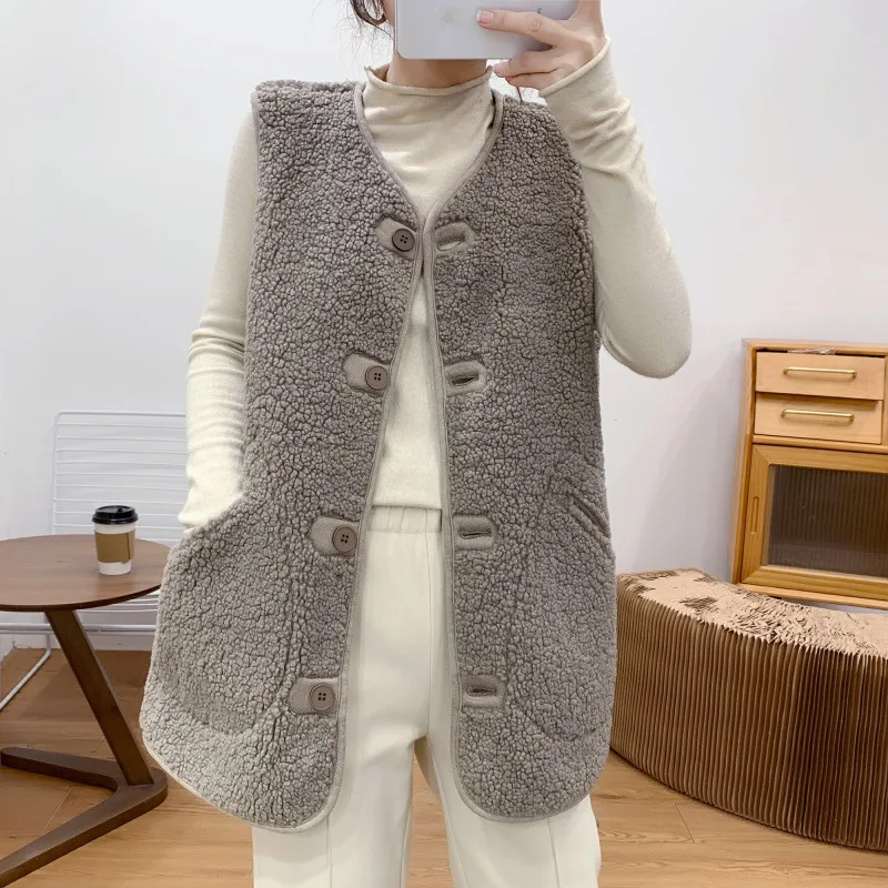 Women's Retro Lamb Plush Mid-Length Reversible Fur One-piece Sleeveless Vest