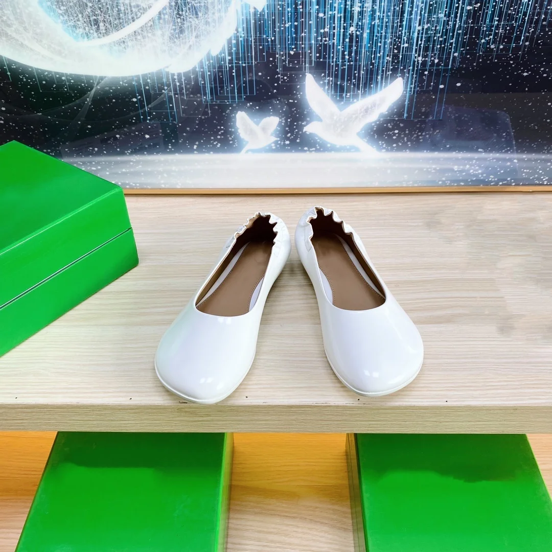 Women's shallow mouthed leather high heel single shoes, flat bottomed comfortable ballet shoes