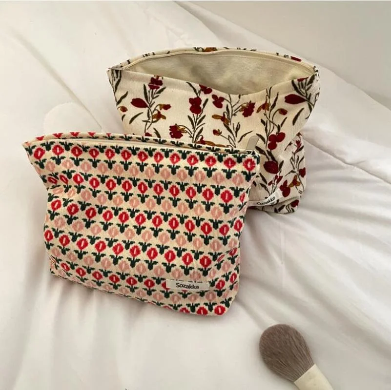 Travel Cosmetic Bag Beauty Storage Toiletry Bag Woman Toilet Wash Girl Corduroy Makeup Retro Flower Print Cosmetic Case