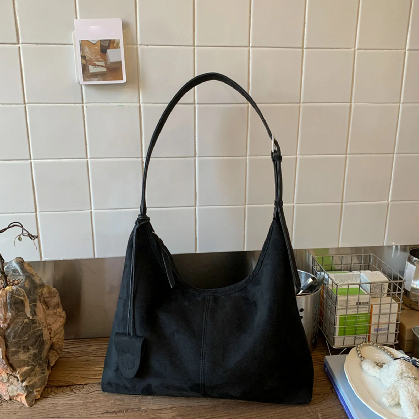 Shoulder Bag Retro Travel Handbag Large Capacity Messenger Purse for Women Work Shopping Travel