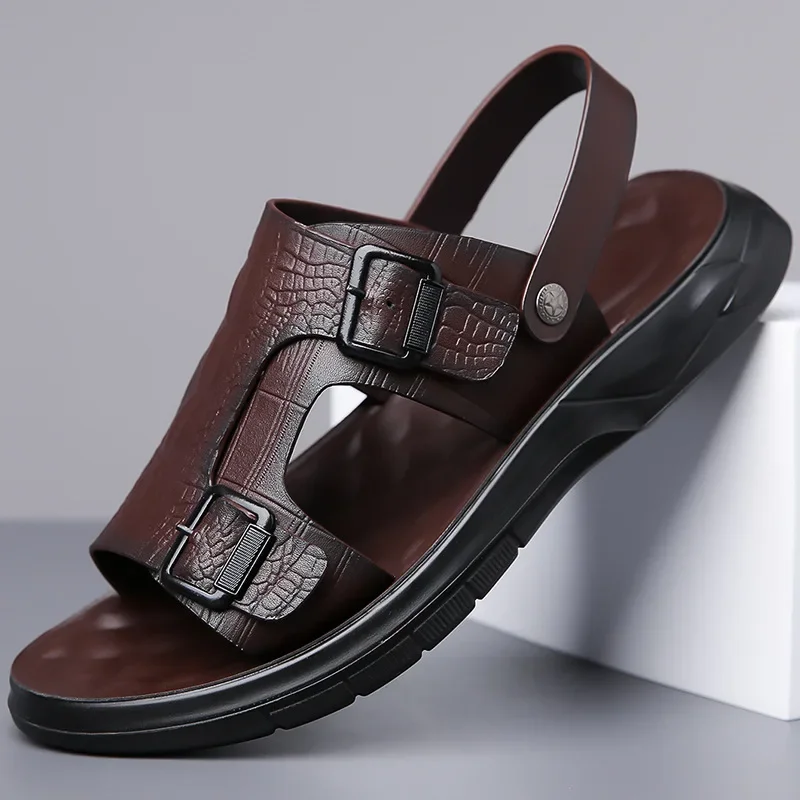 2024 New Men's Sandals Outer Wear Dual Use Car Slippers Beach Shoes Youth Versatile Leather Slippers Wholesale